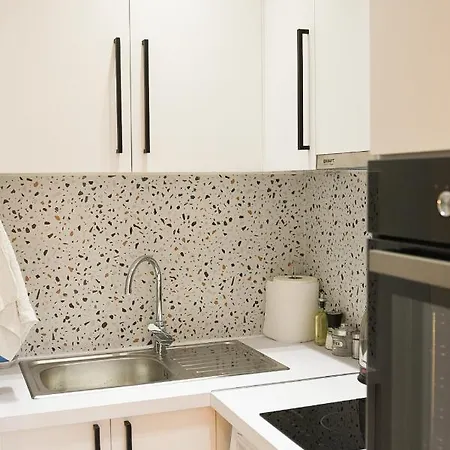 Center 1 - Way Apartment *