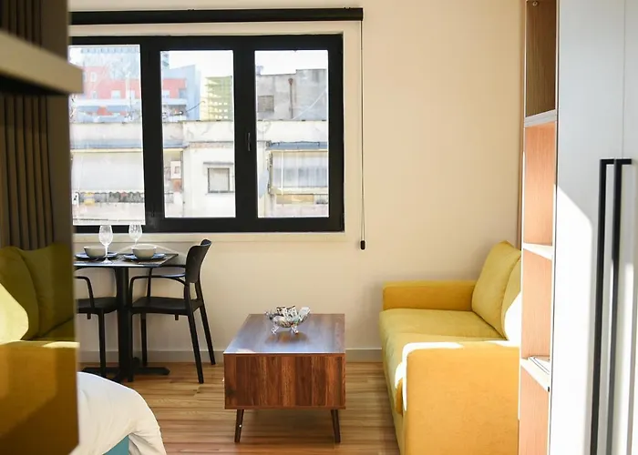 Matisse No1 - Center * Tirana